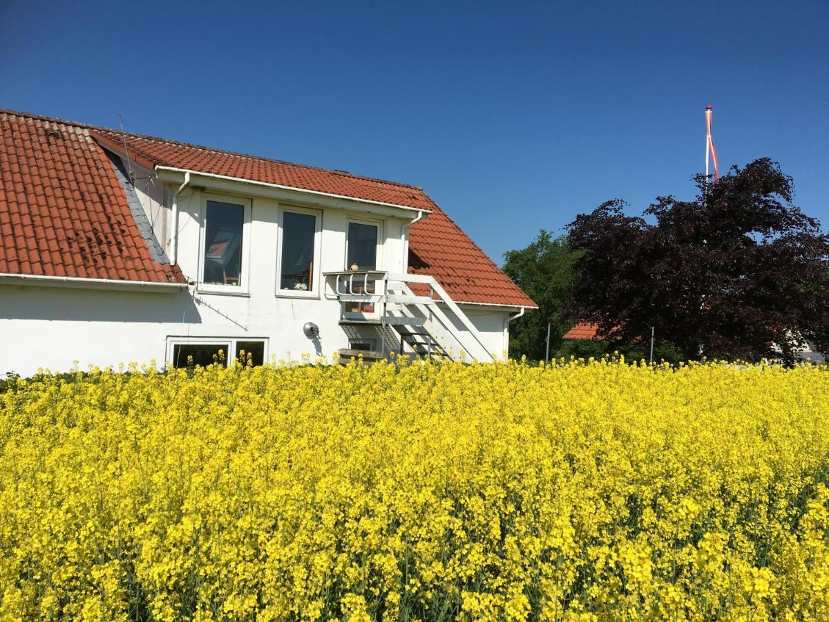 Margretelyst Bed and Breakfast Farsø Exteriör bild