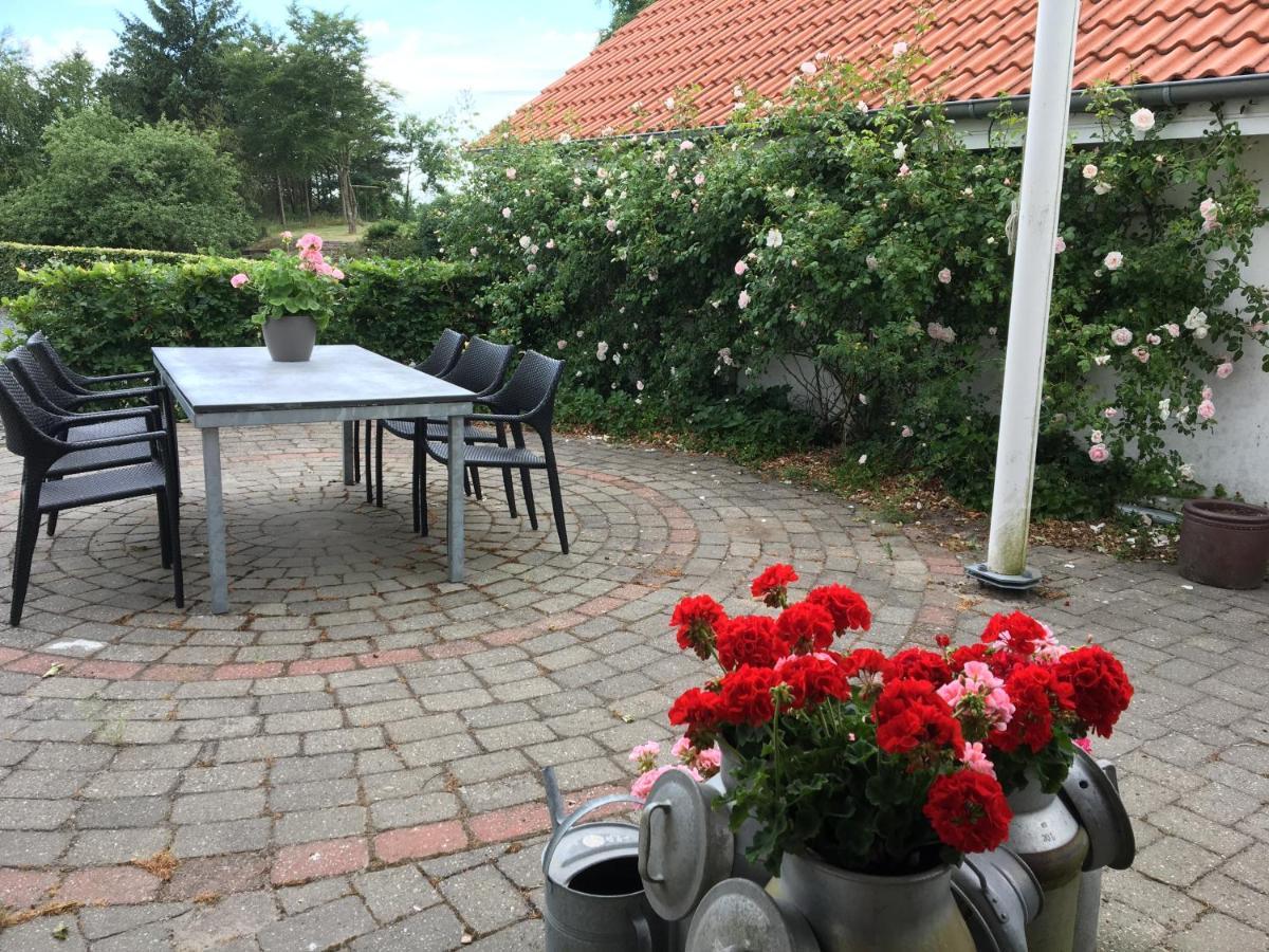Margretelyst Bed and Breakfast Farsø Exteriör bild